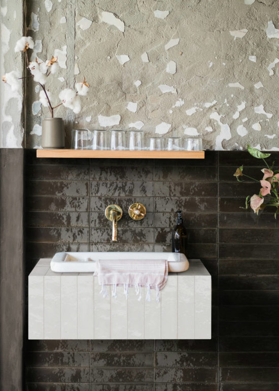Downtown Nero 2x9 | Gramercy Kitchen and Bath